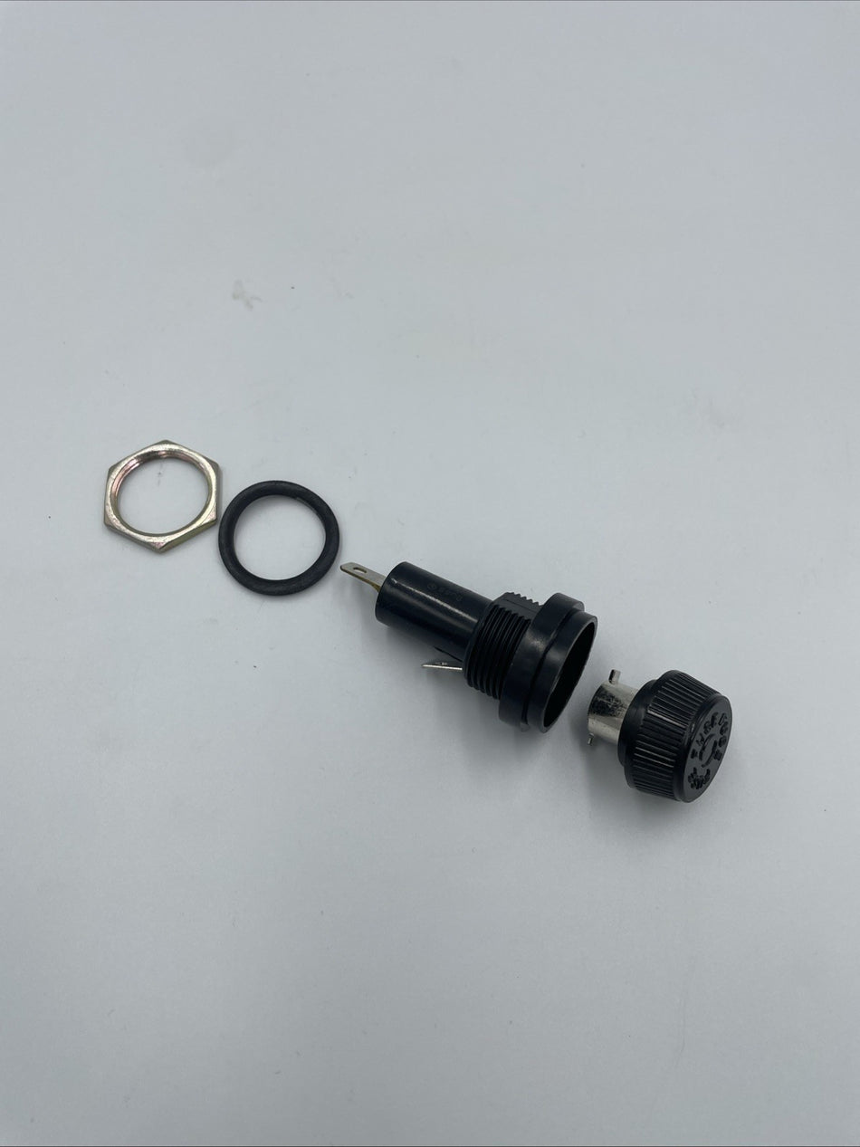 BUSSMANN BK/HPG Fuse Holder 30A 600VAC Panel Mount